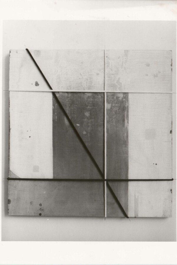 Pantuček Radan, Reliéf černá, bílá, černá, 1992, dřevo, provaz, 50x50 cm